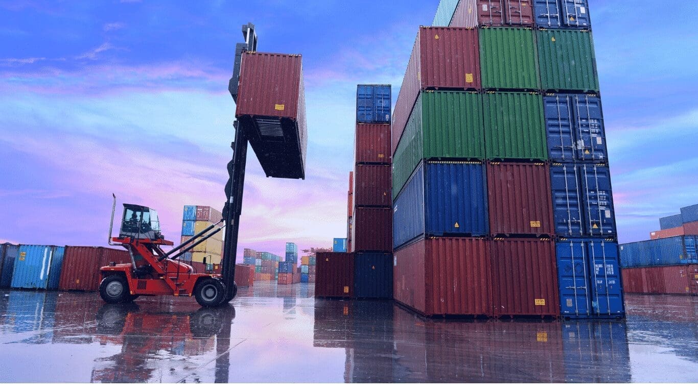 Shipping Container Delivery (How To Inspect A Used Shipping Container)