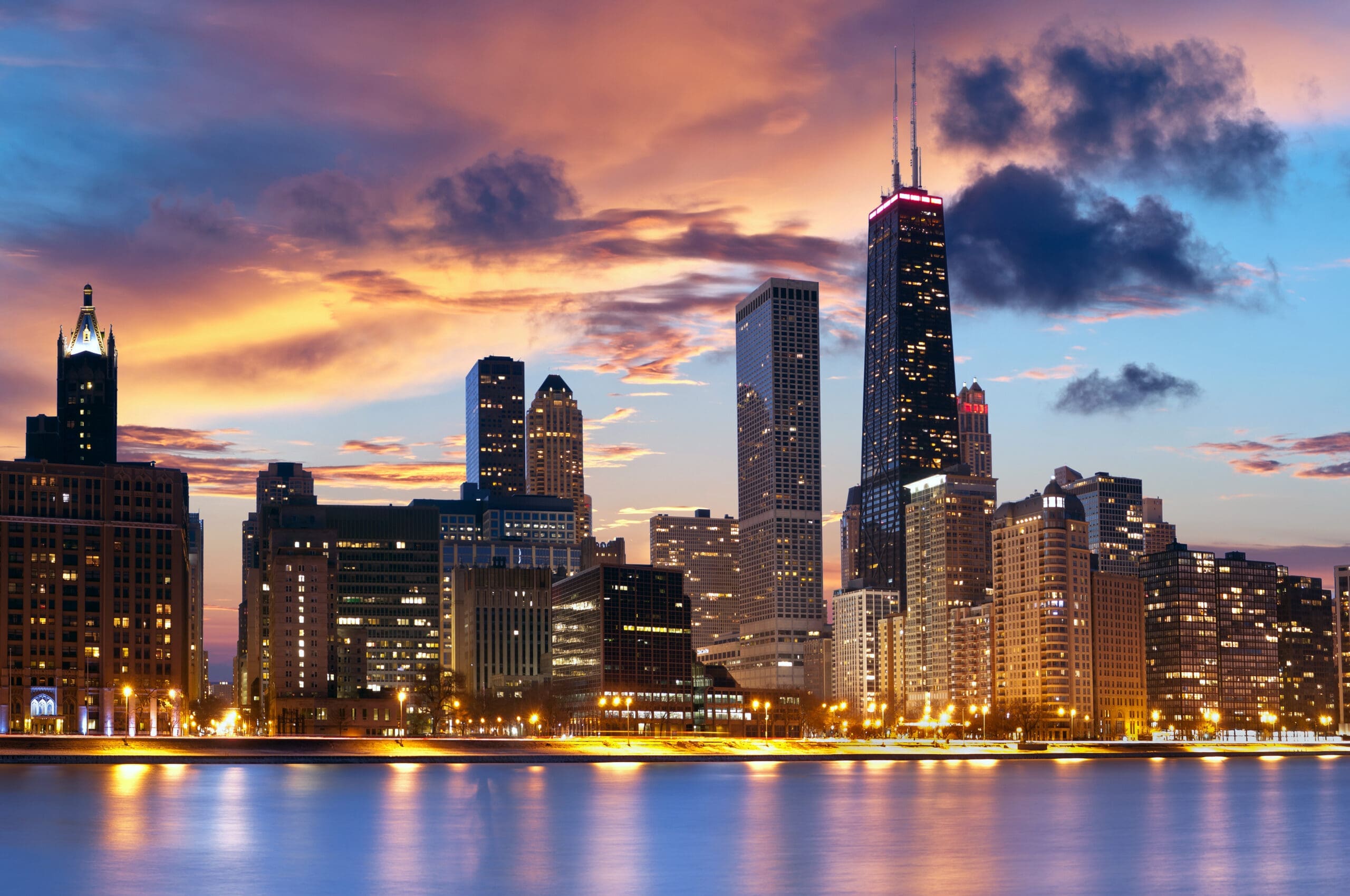 Chicago skyline view with iconic skyscrapers – urban cityscape at sunset